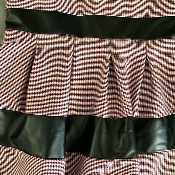 Artigli Girl NWT Vestito girl plaid dress with faux black accents - Picture 5 of 5